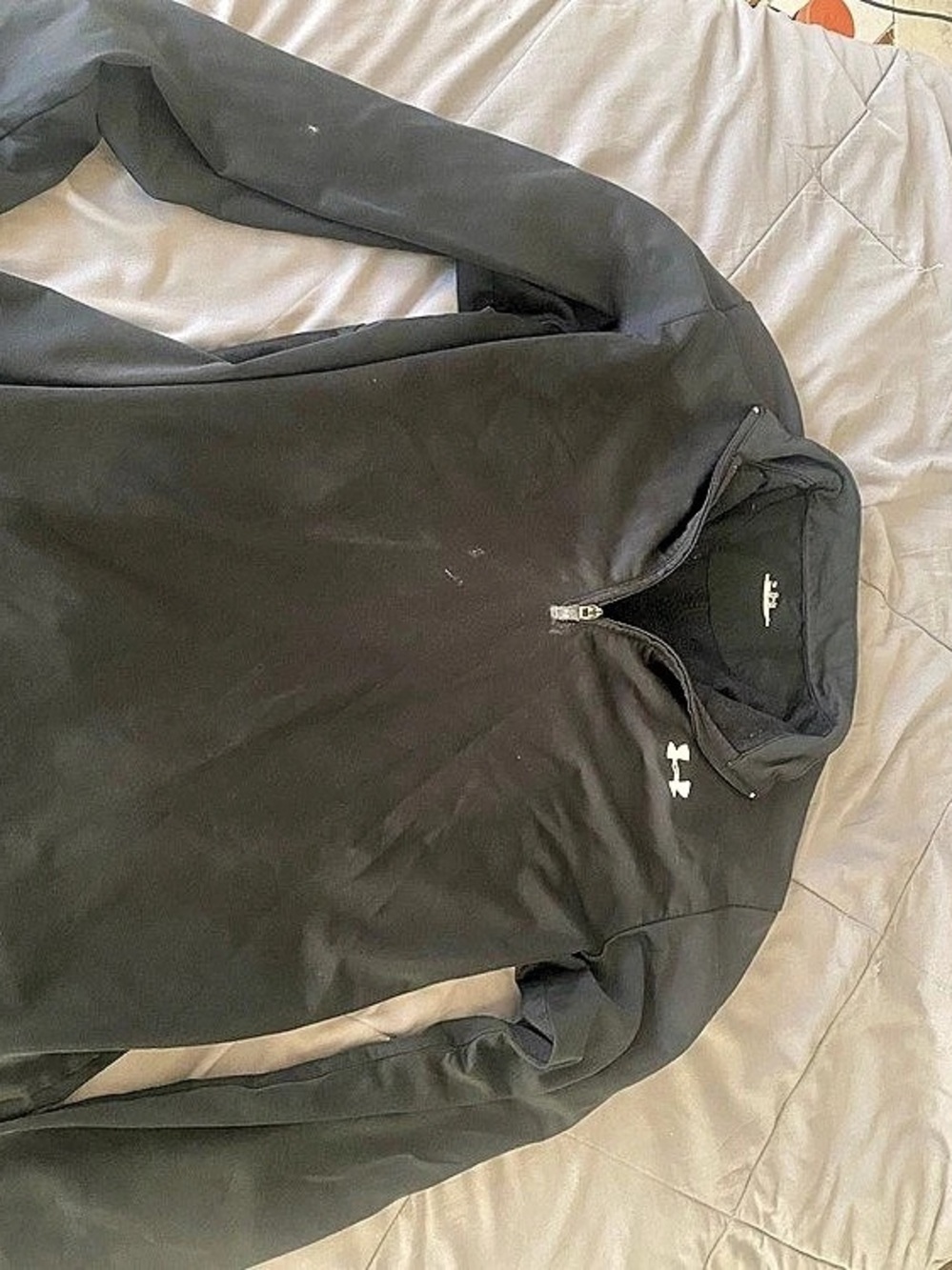 Under Armour Men's Black quarter zip